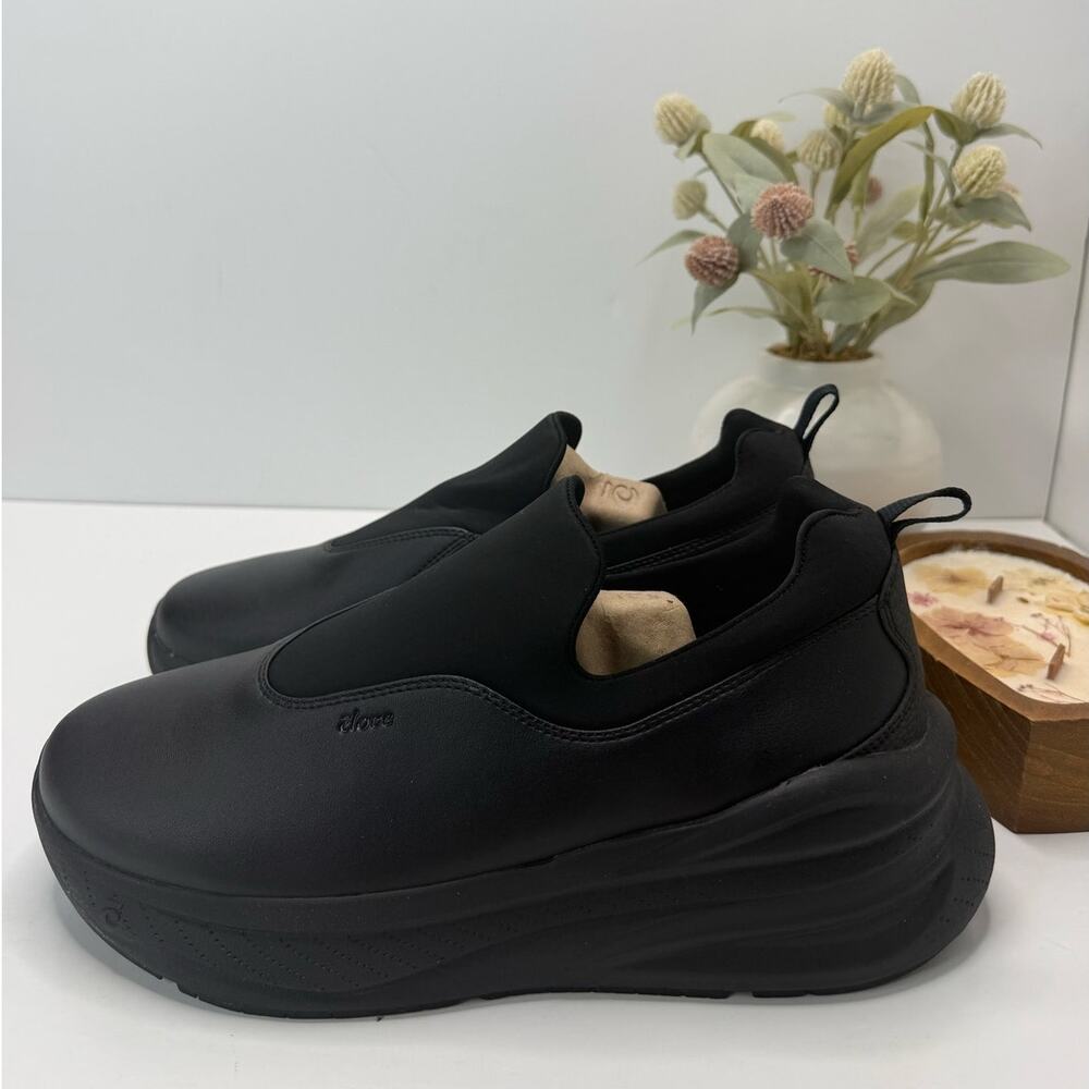 Clove Ona Slip On Sneaker Nursing Healthcare Shoes All Black Women's W11.5/M10